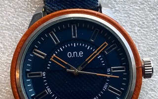 O.N.E QUARTZ UNISEX MALLINEN KELLO