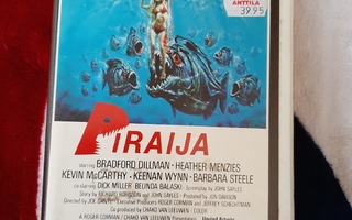 VHS: Piraija