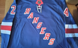 NY Rangers #24 Kakko pelipaita nimikirjoituksella