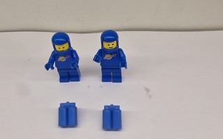 Hyväkuntoiset siniset vintage lego space avaruusmiehet