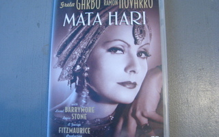 MATA HARI ( Greta Garbo )