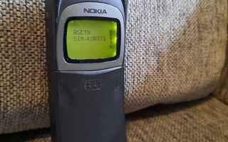 Nokia 8110i