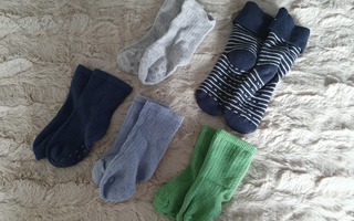5 paria sukkia
