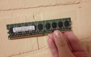 Samsung hp 1Gb DDR2 2rx8 SDRAM pc2 muistikampa