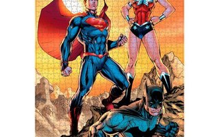 JUSTICE LEAGUE SUPERMAN,BATMAN, W W PUZZLE	(66 772)	palapeli