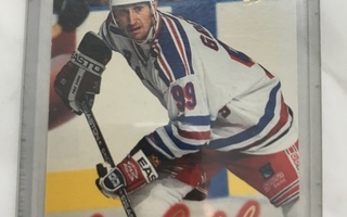 1996-97 Ultra GOLD Wayne Gretzky #106
