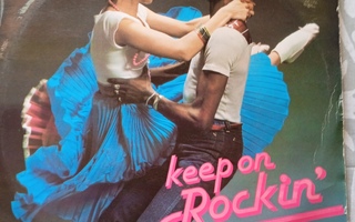 3 LP-LEVYN KANSIO : KEEP ON ROCKIN : 60 GREAT ROCK;N ROLL HI