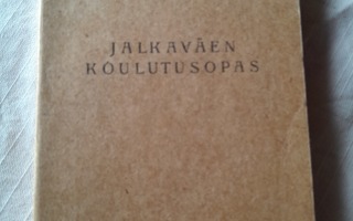 jalkaväen kouluatusopas