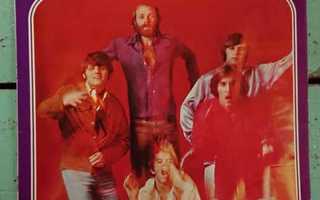 Beach Boys - The Beach Boys LP UK -71