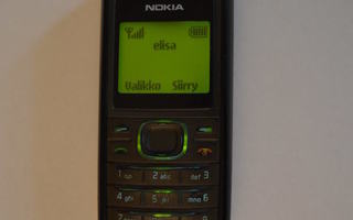 Nokia 1200 harmaa peruskännykkä  toimiva
