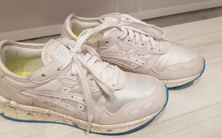 Asics HyperGEL-Lyte Urheilukengät / Lenkkarit  - koko 36