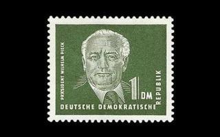 DDR 325 ** Presidentti Pieck 1 DM (1952)