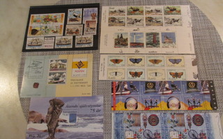 Ahvenanmaa postimerkkejä, arkkeja ja vihkoja.