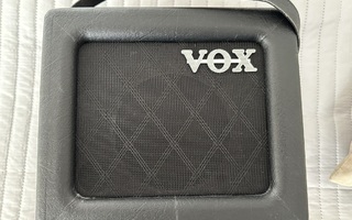 VOX Mini 3 G2 mallintava vahvistin + kitarapiuha