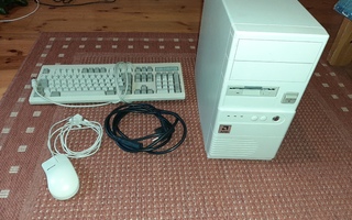 Retro-PC 486 DX4 100MHZ Tehomylly