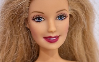 Barbie Cut 'n Style