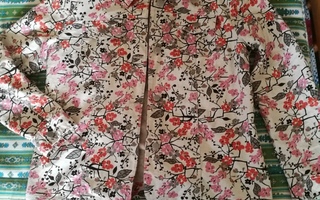 H&M- naisten kukikas pusero farkkutakki koko M/L