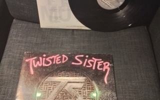 Myydään twisted sister come out and play LP