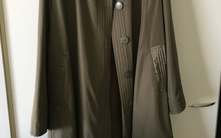 Acateem-merkkinen takki ja huivi, villakangasvuori, k. L (+)