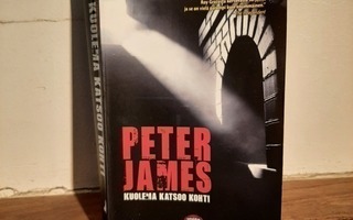 Peter James