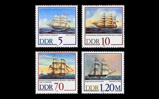 DDR 3198-3201 ** Purjelaivoja (1988)