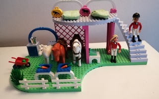Lego Belville hevostalli