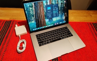 MacBook Pro 15"  2019