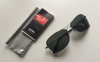 Ray-Ban -aurinkolasit, käyttämättömät