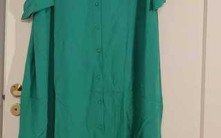 vihreä paitamekko 50-52 (Zizzi L)