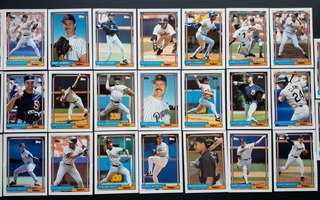 Baseball keräilykortteja 26 kpl San Diego Padres (Topps 1992