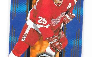 1998-99 Pacific Dynagon Ice #66 Darren McCarthy Detroit Goon