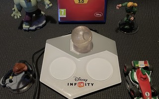 Disney Infinity 3.0 + 4 Figures + Portal PS4