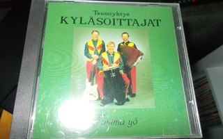 CD-EP TANSSIYHTYE KYLÄSOITTAJAT