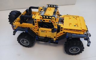 Lego Technic Jeep Wrangler 42122