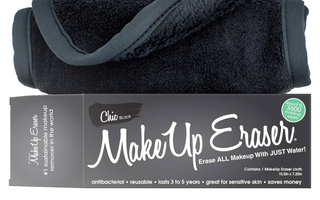 Make Up Eraser Chic Black meikinpuhdistusliina