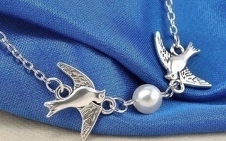 844 .. Elegant Silver 2-Flying-Linnut / Helmi .. Kaulakoru