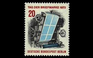 Berlin 439 ** Postimerkin päivä (1972)