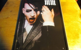 Peltikyltti Marilyn Manson