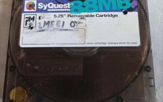 SyQuest technology 88mb Removable cartridge