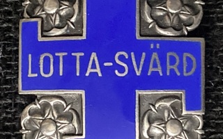 LOTTA-SVÄRD MERKKI 1930-LUVULTA, NUMEROITU, N. 3X3CM, HOPEAA