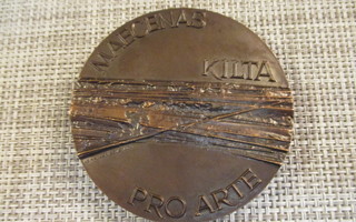 Maecenas -Kilta Ry mitali 1974/Heikki Häiväoja 1973.