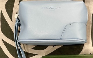 Salvatore Ferragamo / Turkish Airlines pussukka amenity kit