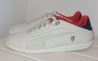 36 - Puma Ferrari vaaleat nahkaiset tennarit * UUDET