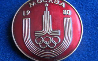 Olympiakisat Moskova 1980 . Pinssi-rintamerkki