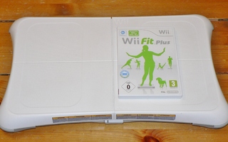 Wii tasapainolauta ja Wii Fit Plus peli