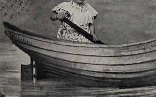 LAPSI / Viktoriaanisen ajan lapsi soutuveneessä. 1900-l.