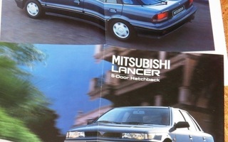 1992 Mitsubishi Lancer Hatchback esite - KUIN UUSI - 22 siv