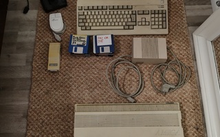 Amiga 500 ja 500+ korjattavaksi