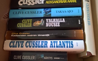 Clive Cussler kirjoja 12 kpl