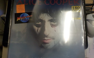 ALICE COOPER - ALONE IN HIS NIGHTMARE LIVE 1975 UUSI LP